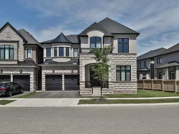 2302 Hyacinth Crescent, Oakville, ON L6M 5M9