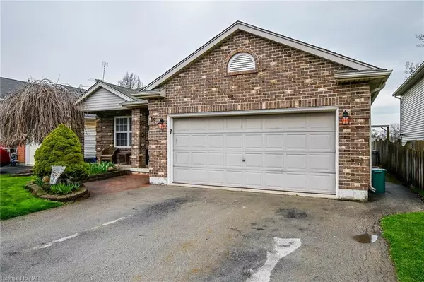 Thorold, ON L2V 4Z6,19 Windle Village Crescent