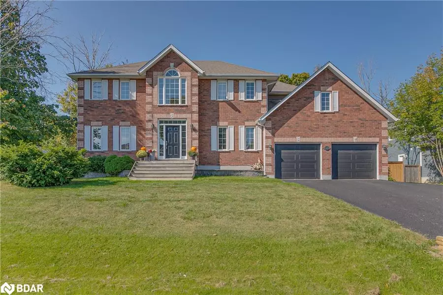 3684 Kimberley Street, Innisfil, ON L9S 2L3