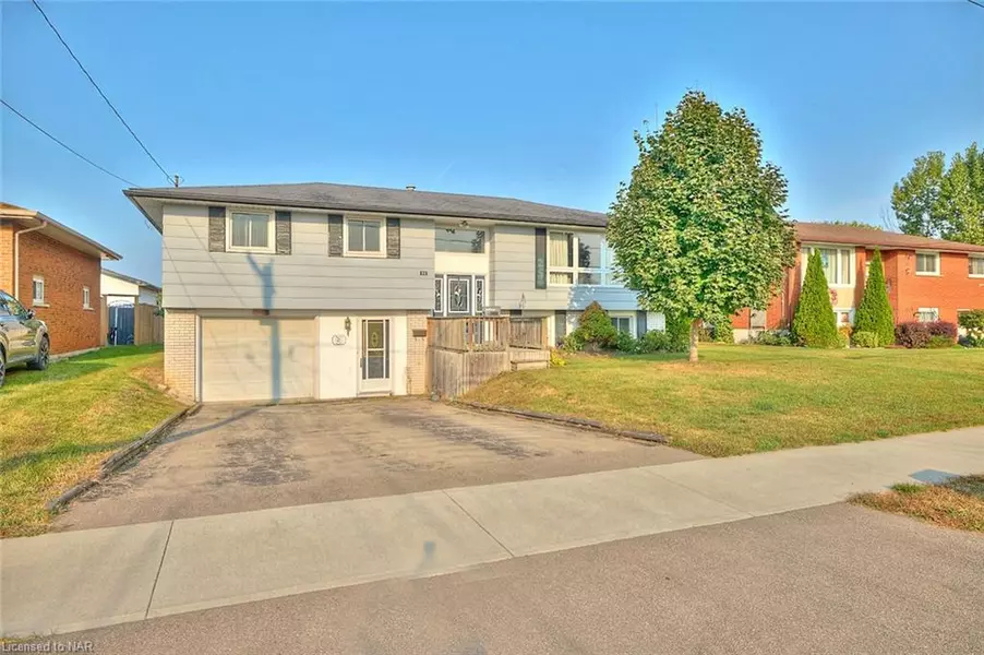 30 Janet Street, Port Colborne, ON L3K 2E7