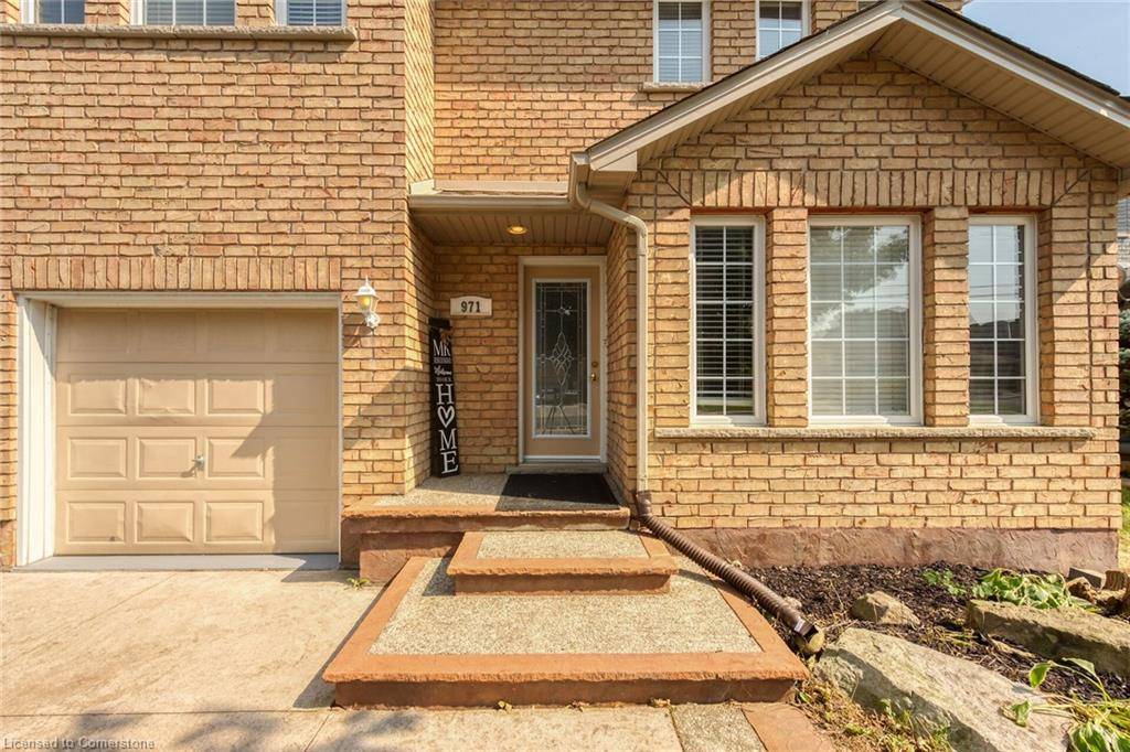 Hamilton, ON L9C 5R6,971 West 5th Street