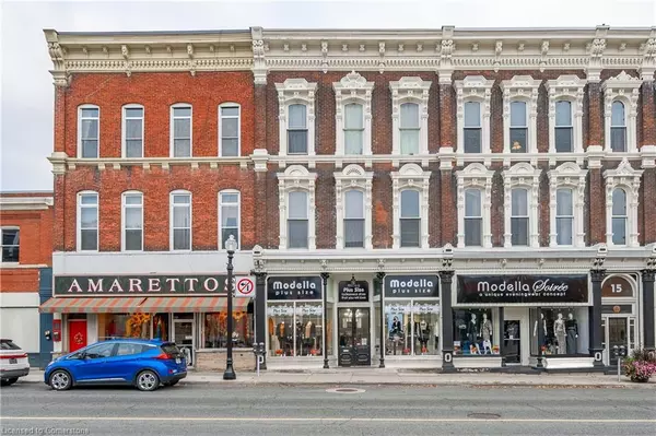 Dundas, ON L9H 1T5,19 King Street W