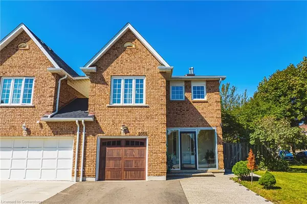 5008 Willowood Drive, Mississauga, ON L5R 3R5