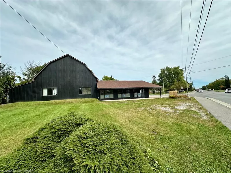 52 Hamilton Plank Road, Port Dover, ON N0A 1N7