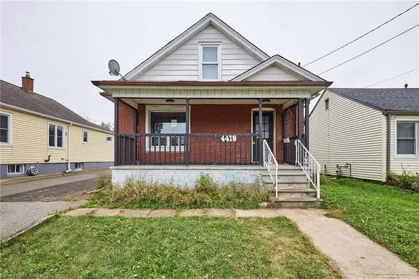 4419 Fifth Avenue, Niagara Falls, ON L2E 4R3