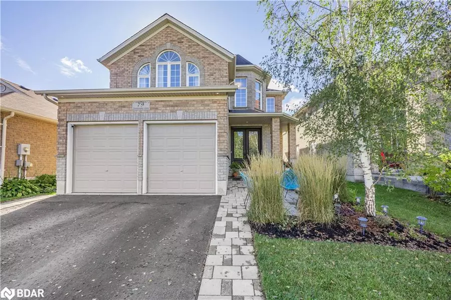 79 Sovereign's Gate, Barrie, ON L4N 0Y9