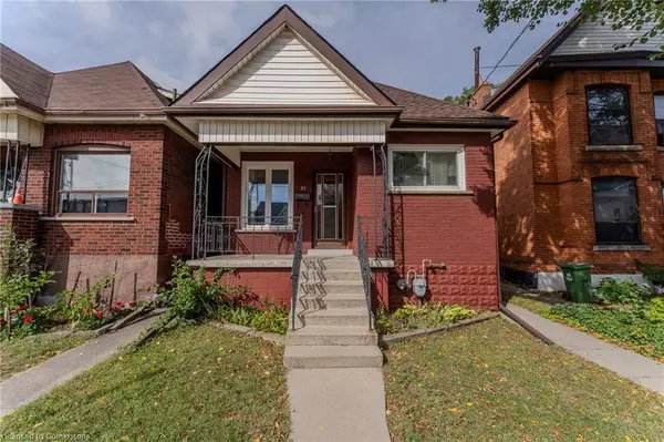 33 Clyde Street, Hamilton, ON L8L 5R5