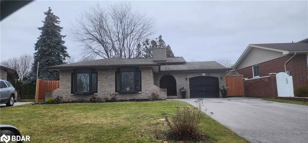 St. Catharines, ON L2N 5Y3,15 Bayshore Crescent