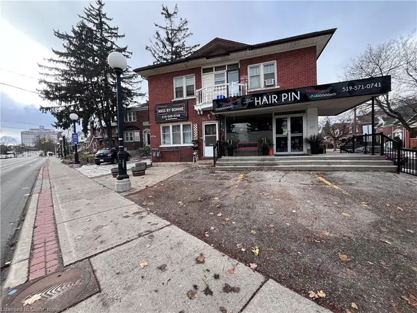 Kitchener, ON N2M 1A4,744-746 Queen Street S