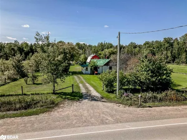 3828 George Johnston Road, Springwater, ON L9X 1T9