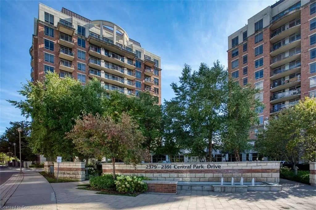 Oakville, ON L6H 0E4,2391 Central Park Drive #906