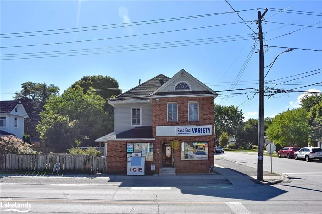 Collingwood, ON L9Y 1M9,256 Ontario Street