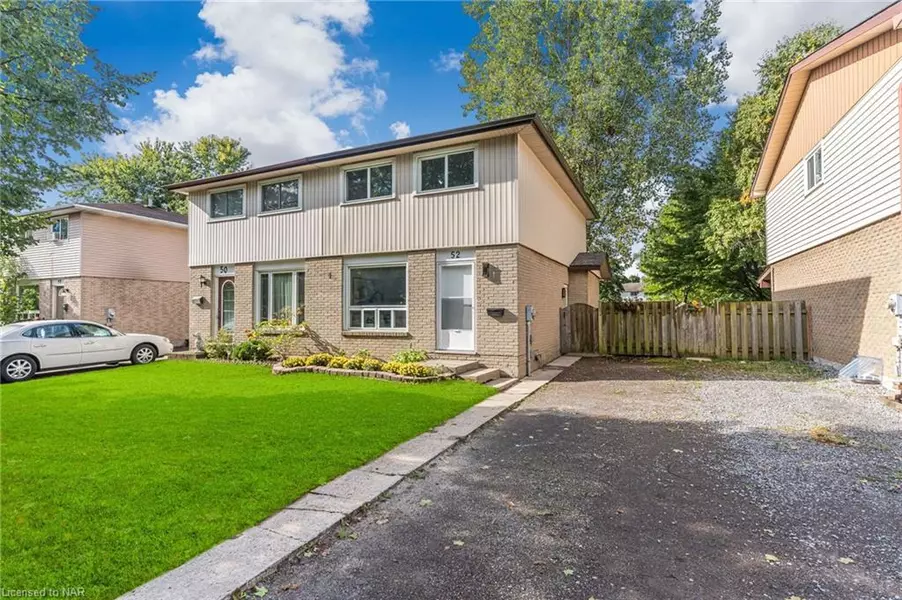 52 Silvan Drive, Welland, ON L3C 6C3