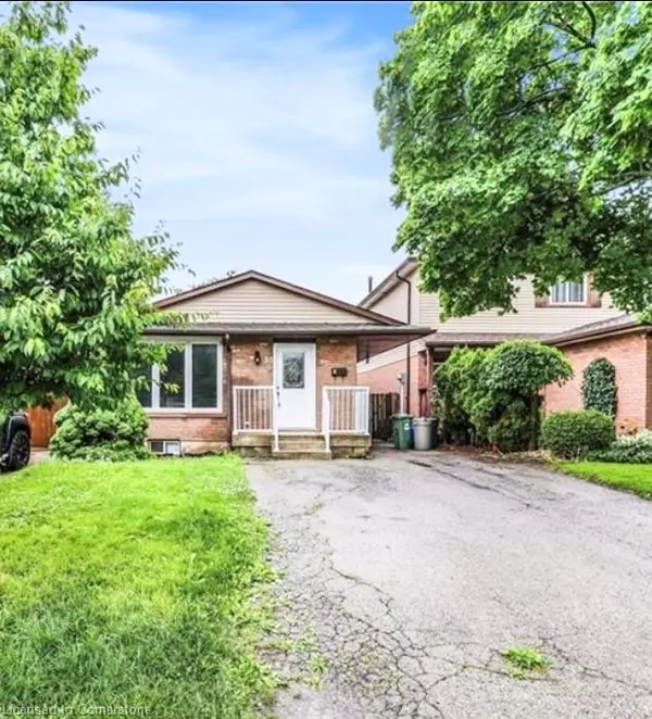 35 Megna Court #2, Hamilton, ON L9C 6Y6