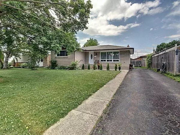 6631 Argyll Crescent, Niagara Falls, ON L2G 5E8