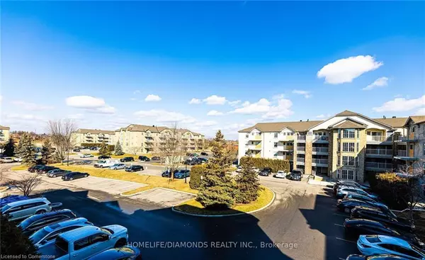 Oakville, ON L6M 4N1,1450 Bishops Gate #306