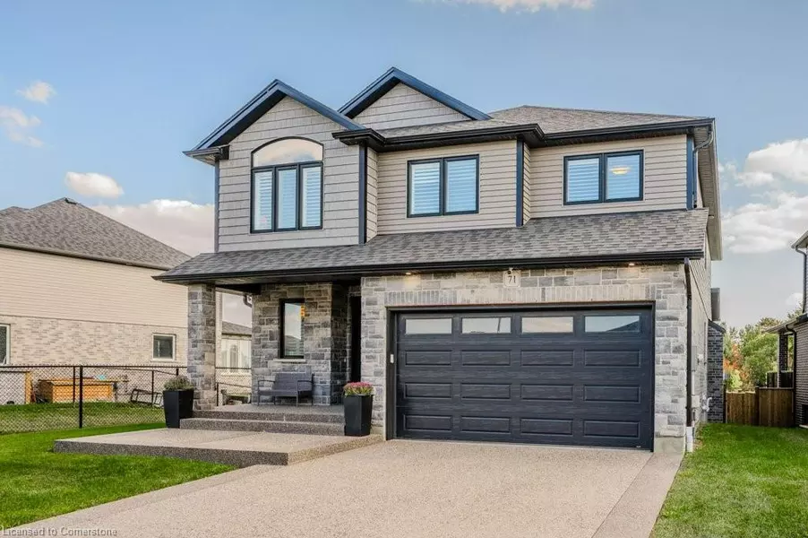 71 Hopewell Crossing Drive, Breslau, ON N0B 1M0