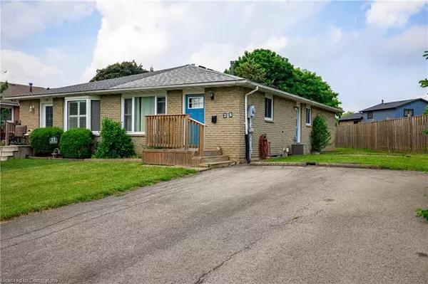 25 Lampman Crescent, Thorold, ON L2V 4K6