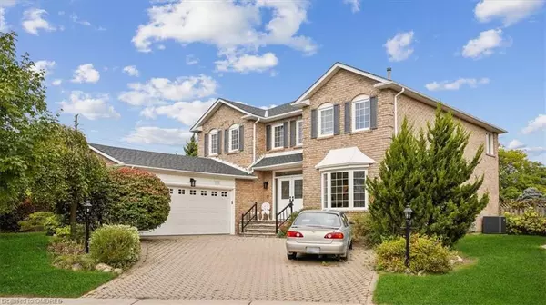 524 Chillingham Crescent, Oakville, ON L6J 6N7