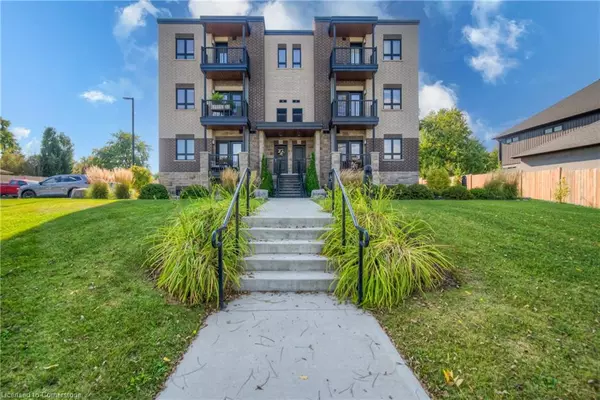 408 Guelph Avenue #6, Cambridge, ON N3C 0H3