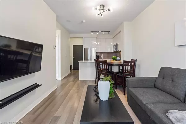 Mississauga, ON L5R 0G6,5033 Four Springs Avenue #1811