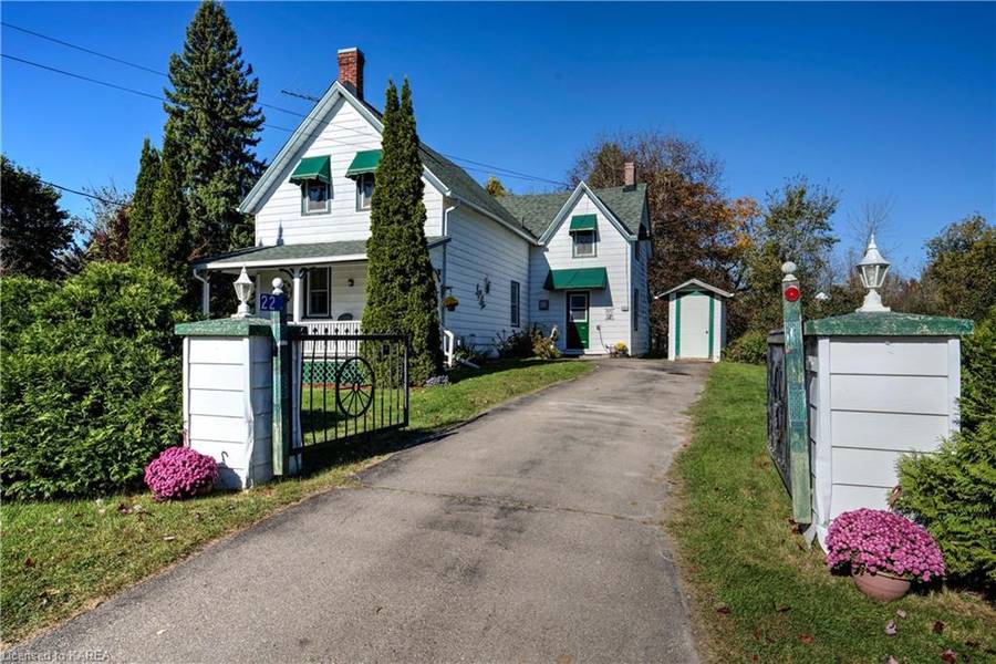 22 Davis Lock Road, Elgin, ON K0G 1E0