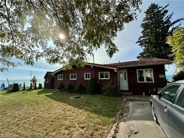 Bayfield, ON N0M 1G0,77499 Melena Drive