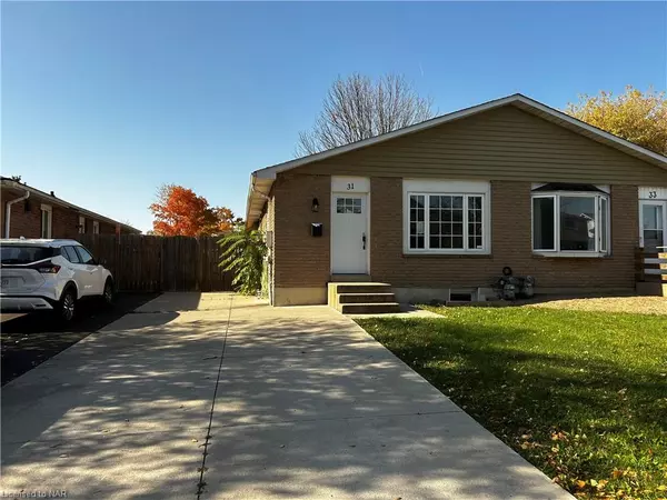 31 Lampman Crescent, Thorold, ON L2V 4K6