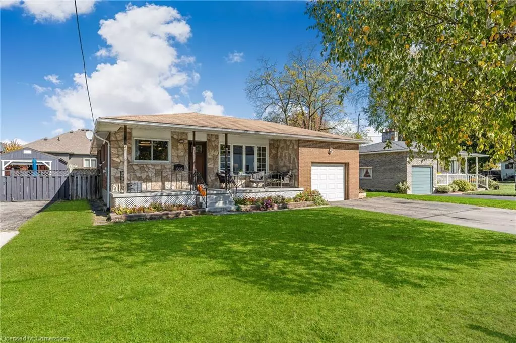 Dunnville, ON N1A 1S4,605 Alder Street W