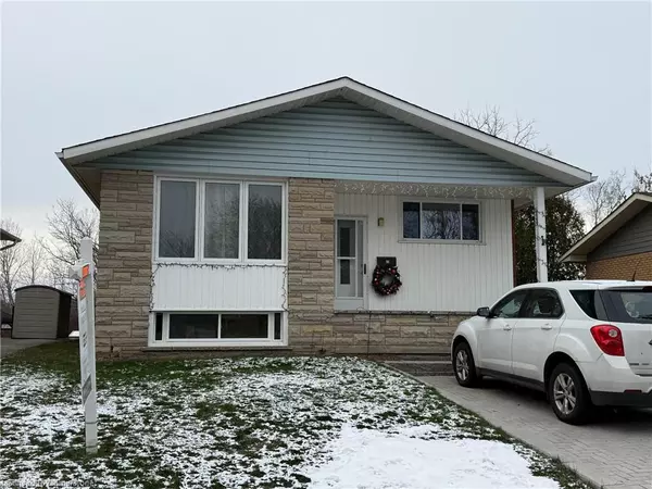 23 Kenmore Avenue #Lower, Cambridge, ON N1S 3H4