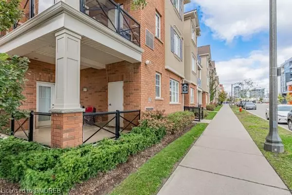 2338 Taunton Road #204, Oakville, ON L6H 0L3