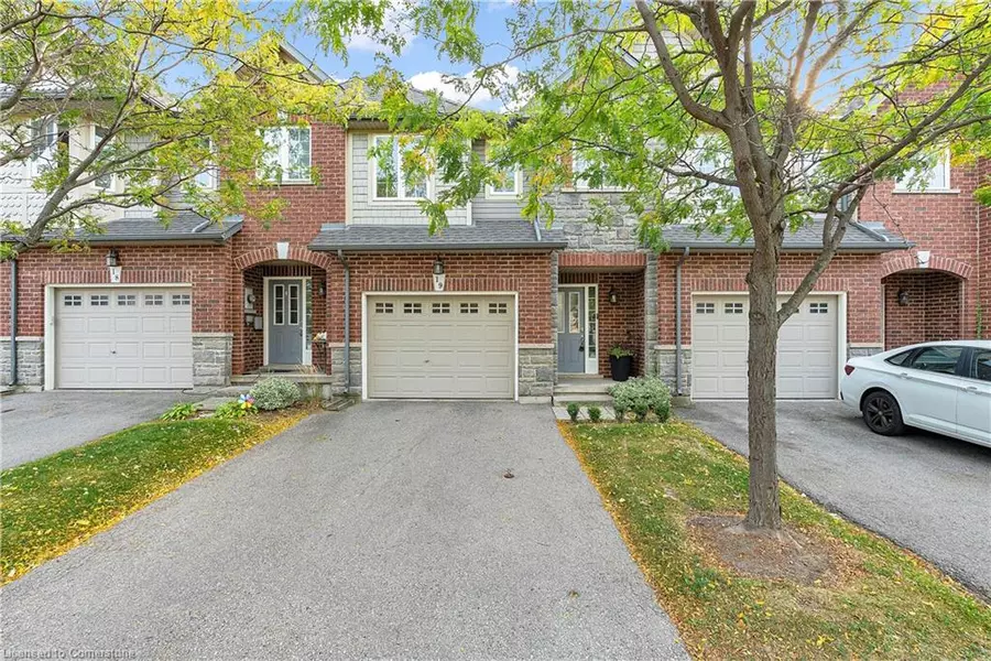 40 Dartmouth Gate #19, Stoney Creek, ON L8E 0B9