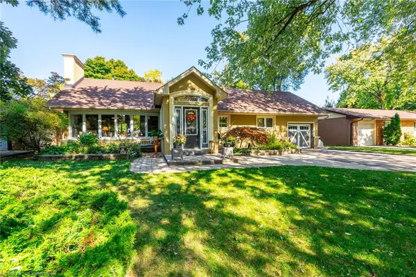 1307 Ingledene Drive, Oakville, ON L6H 2J1