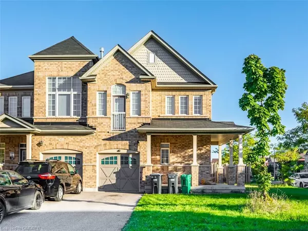 5471 Bellaggio Crescent, Mississauga, ON L5V 0C6