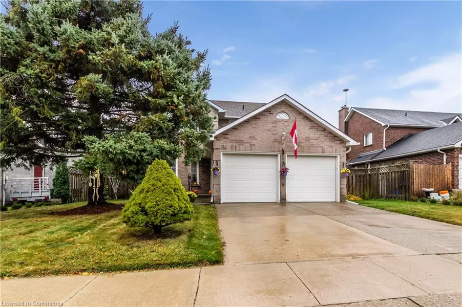 8 Tassie Lane, Cambridge, ON N1T 1C7