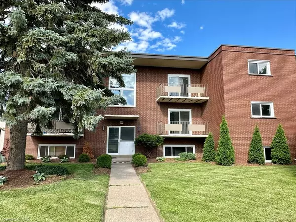 286 Vine Street #6, St. Catharines, ON L2M 4T3