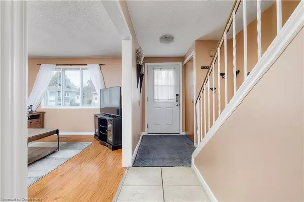 Kitchener, ON N2P 1T3,9 Harvest Court