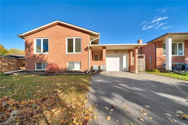 166 Bridlewood Drive, Welland, ON L3C 6L2