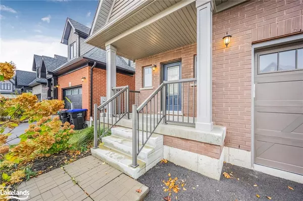 Collingwood, ON L9Y 4B6,96 Mclean Avenue