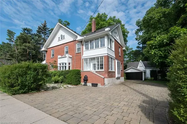 397 Trafalgar Road, Oakville, ON L6J 3H8