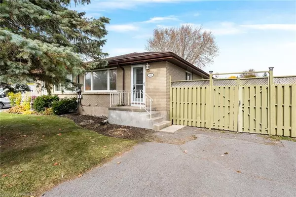 1408 Woodfield Crescent, Kingston, ON K7P 2V6