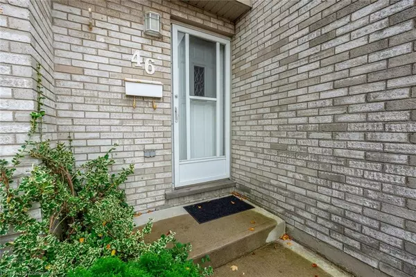 Hamilton, ON L8W 1P9,33 Rochelle Avenue #46