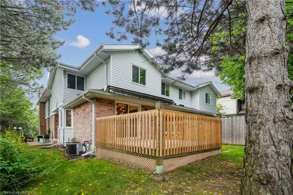 1513 Upper Middle Road #3, Burlington, ON L7P 4M5