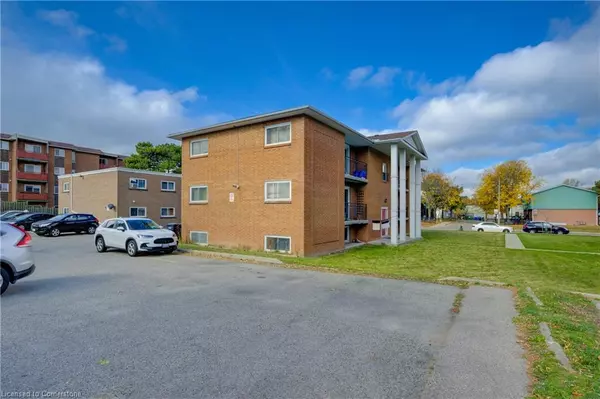 Kitchener, ON N2M 2C5,59 Brybeck Crescent