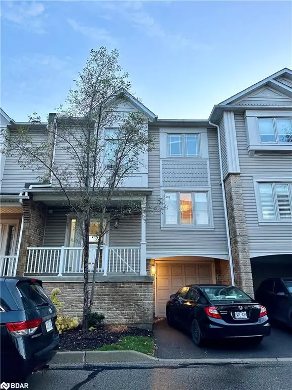 7101 Branigan Gate #37, Mississauga, ON L5N 7S2