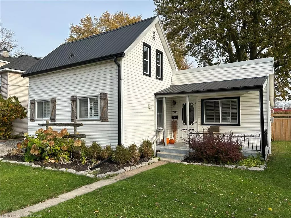 Dunnville, ON N1A 2E3,707 Tamarac Street