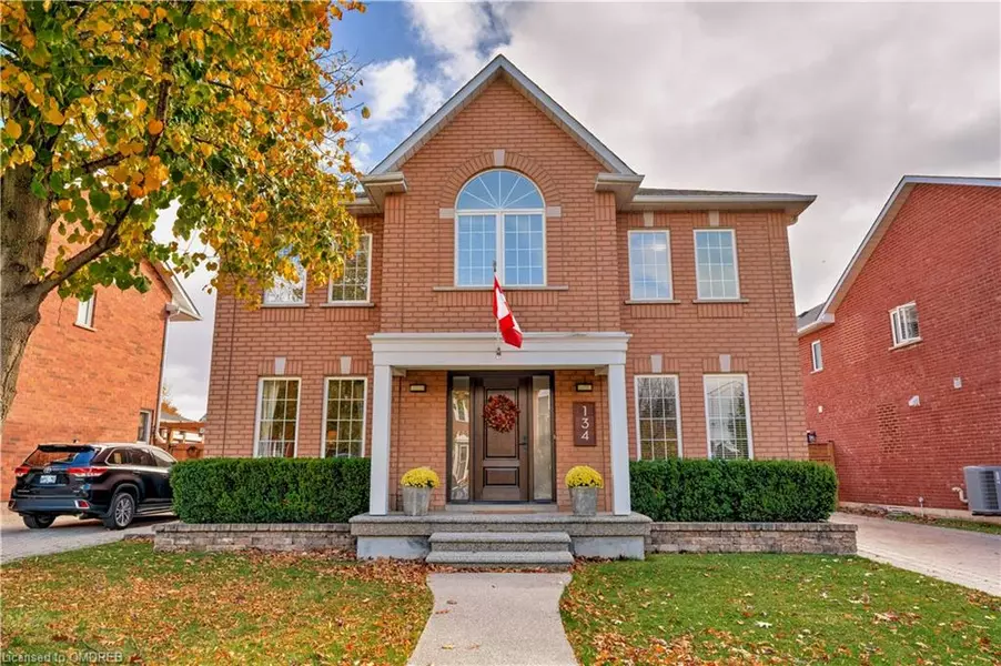 134 Westchester Road, Oakville, ON L6H 6H9