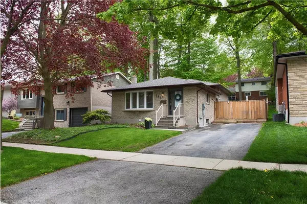 Kitchener, ON N2E 1N7,143 Coach Hill Drive #LOWER