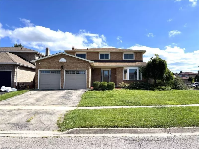 61 Barbican Trail, St. Catharines, ON L2T 4A7