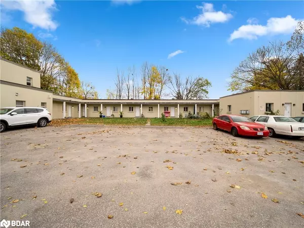 Orillia, ON L3V 4P1,320 Laclie Street